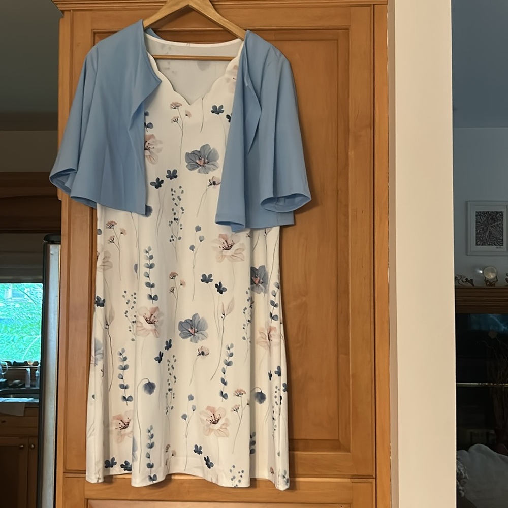 NEW Soft Comfy Floral Print Mini Dress